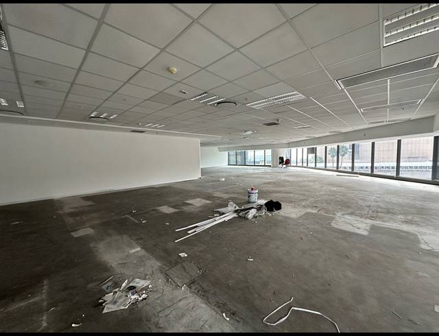 365M² OFFICE TO LET IN SANDTON CENTRAL